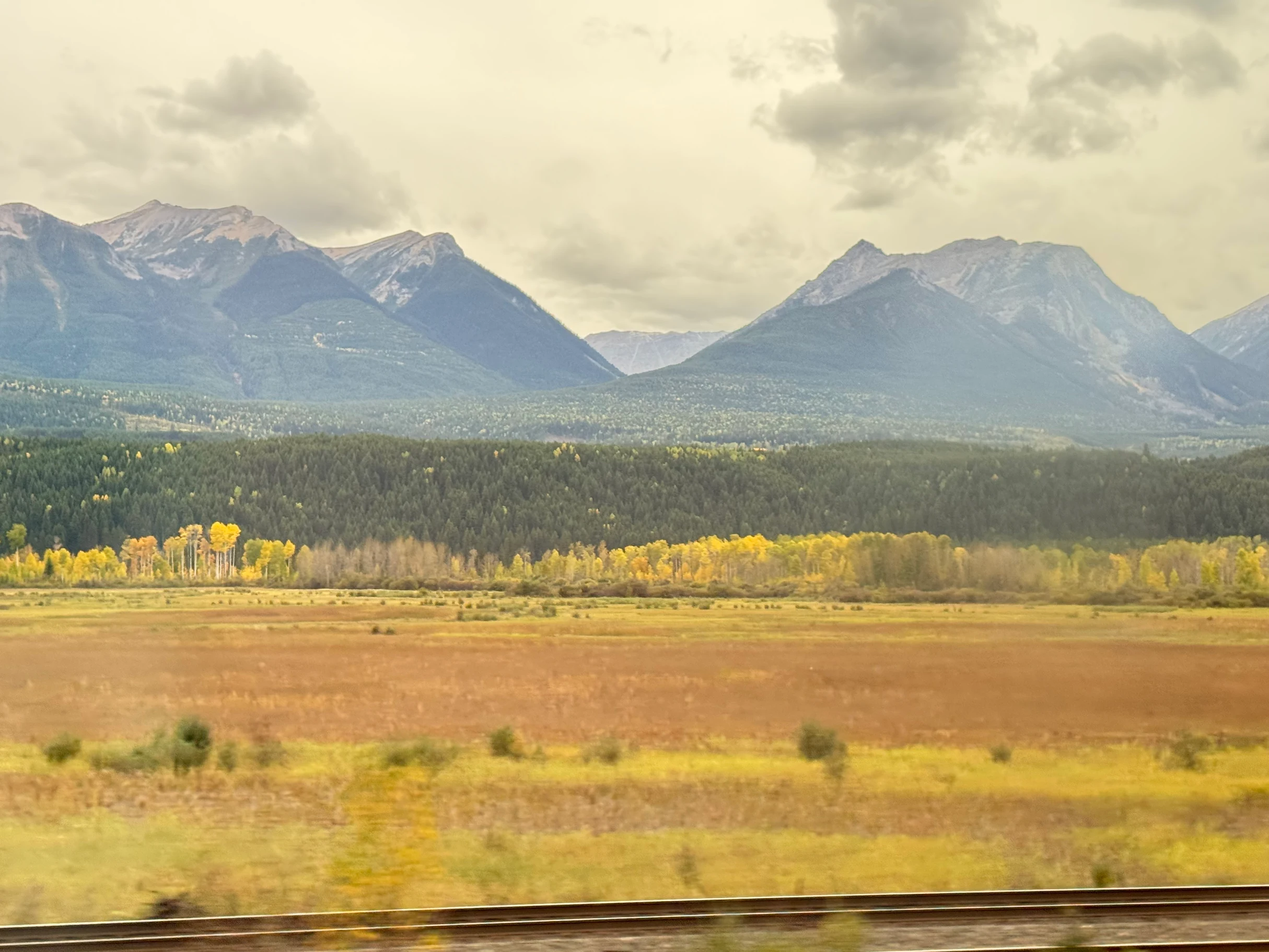 자연+이야기+안전, 록키 여행의 삼총사 