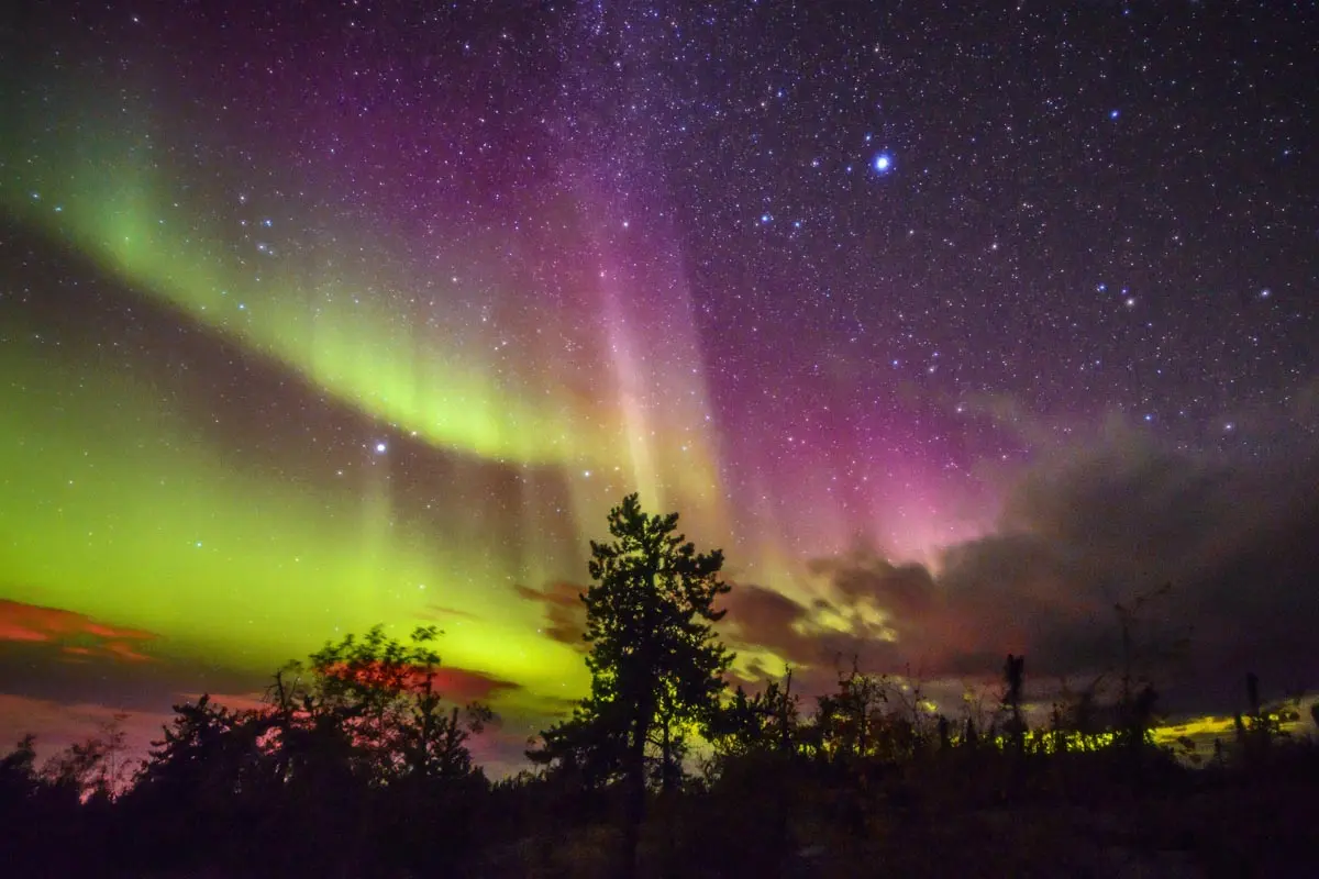 Yellowknife Aurora & Banff Rockies 7D6N